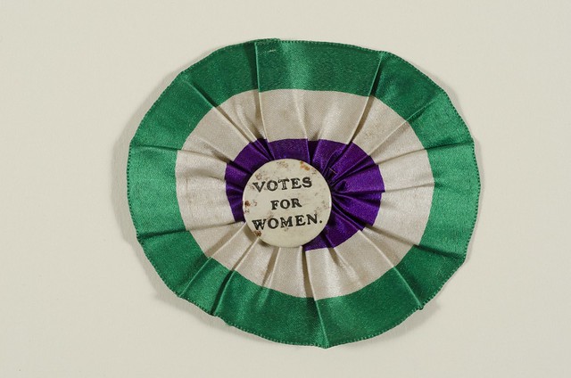 votes for women rosette